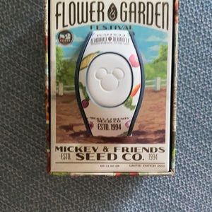 Disney Magic Band 2019 Flower & Garden Fest Ltd Ed